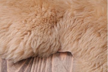 アンティーク雑貨　 ニチロ毛皮株式会社　日本製　高級感あふれるムートンのラグマット