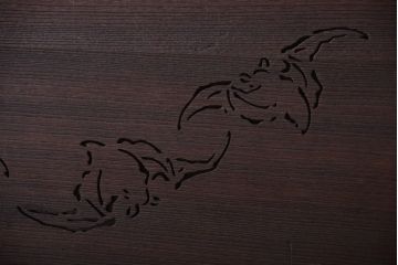 古民具・骨董　趣溢れる透かし彫りのアンティーク欄間