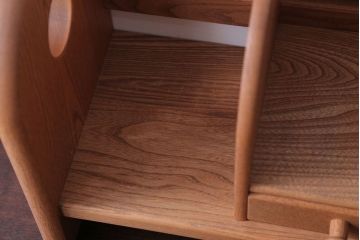 アンティーク雑貨　中古　小さな引き出し付き!ナラ材の本立て(1)