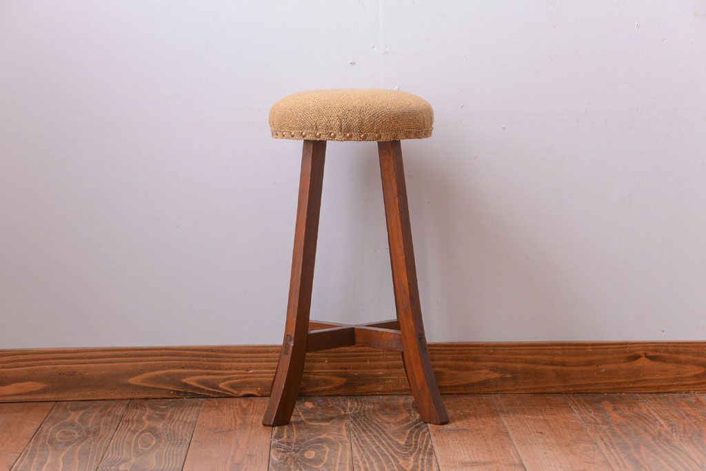 レトロ家具　和製アンティーク　古い木のレトロなクッション座面スツール