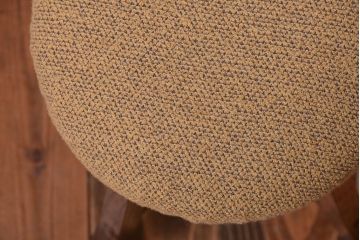 レトロ家具　和製アンティーク　古い木のレトロなクッション座面スツール