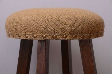 レトロ家具　和製アンティーク　古い木のレトロなクッション座面スツール