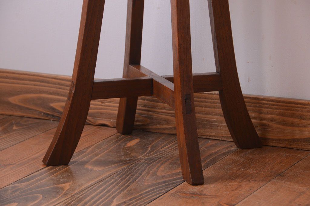 レトロ家具　和製アンティーク　古い木のレトロなクッション座面スツール