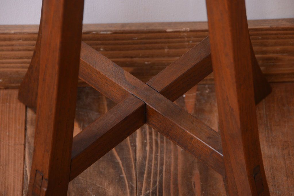 レトロ家具　和製アンティーク　古い木のレトロなクッション座面スツール