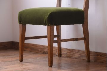 レトロ家具　和製アンティーク　古いナラ材のレトロなチェア