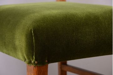 レトロ家具　和製アンティーク　古いナラ材のレトロなチェア