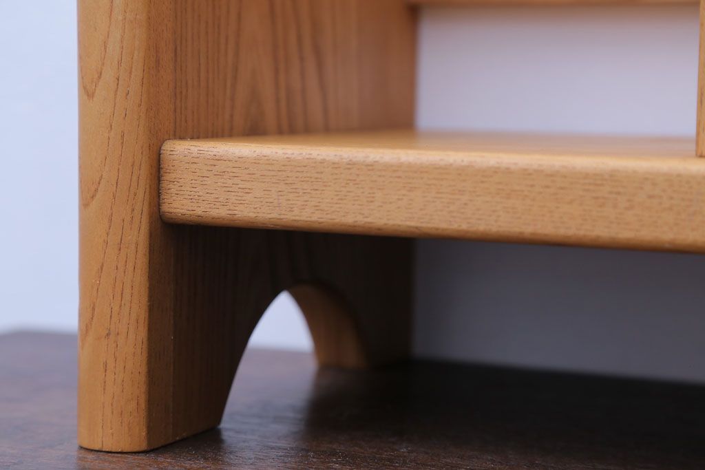 アンティーク雑貨　中古　小さな引き出し付き!ナラ材の本立て(2)