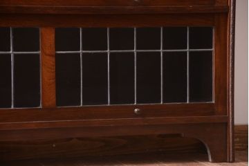 アンティーク家具　イギリスアンティーク　ウォールナット材の高級ブックケース