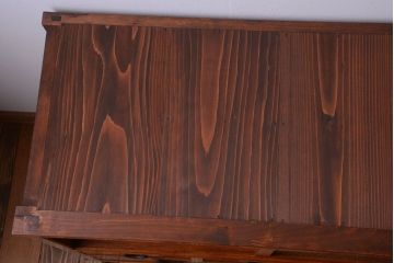 アンティーク家具　和製アンティーク　モールガラス入り!鉄脚付き収納棚(1)