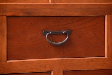 アンティーク家具　和製アンティーク　モールガラス入り!鉄脚付き収納棚(1)