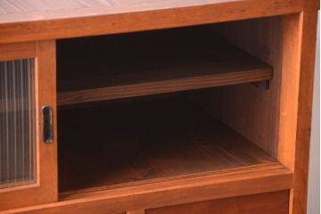 アンティーク家具　和製アンティーク　モールガラス入り!鉄脚付き収納棚(1)