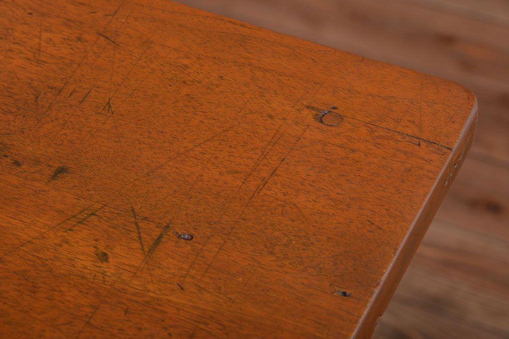 レトロ家具　昭和レトロ　古い木製のシンプルなアンティーク片袖机