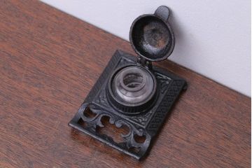 アンティーク雑貨　アンティーク　大正〜昭和初期　古いアイアンのインクボトルホルダー