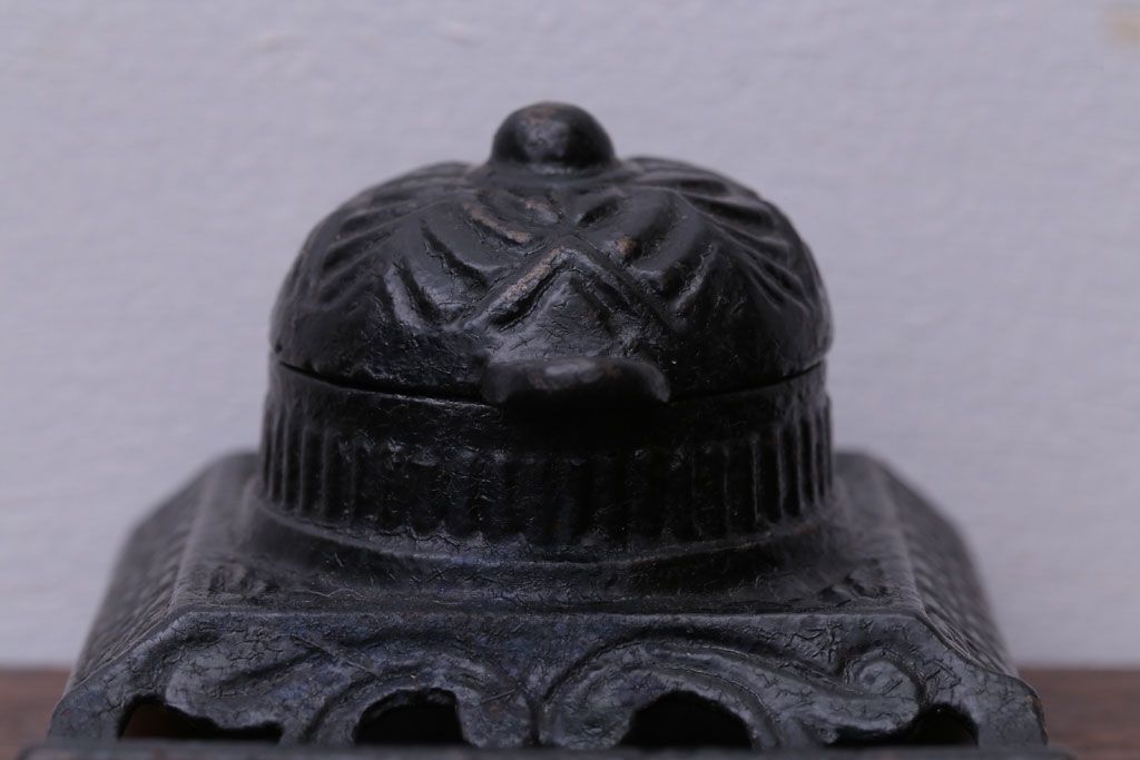 アンティーク雑貨　アンティーク　大正〜昭和初期　古いアイアンのインクボトルホルダー