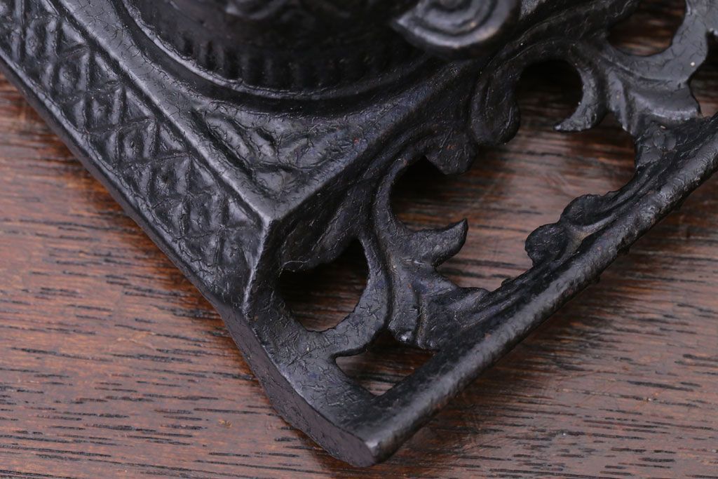アンティーク雑貨　アンティーク　大正〜昭和初期　古いアイアンのインクボトルホルダー
