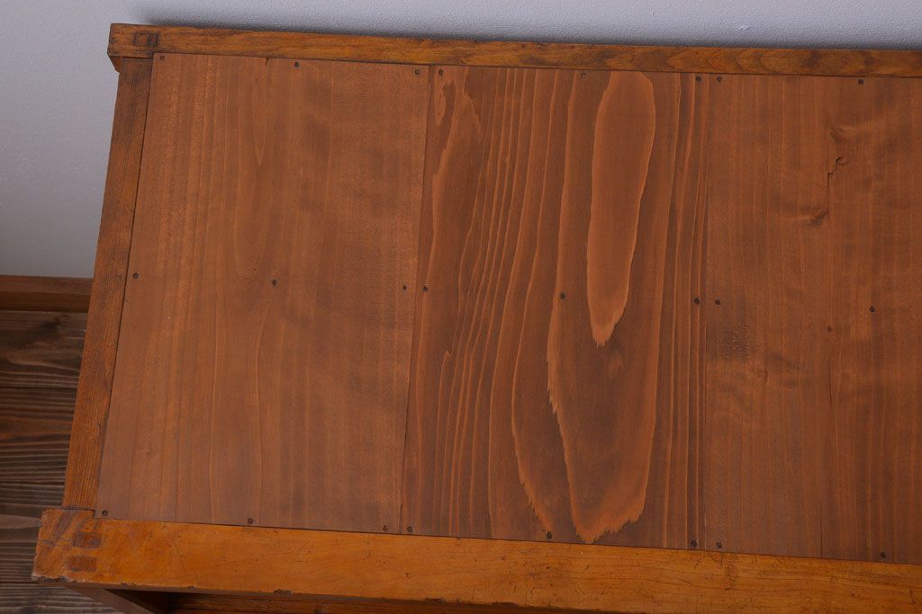 アンティーク家具　 和製アンティーク　モールガラス入り!鉄脚付き収納棚(2)