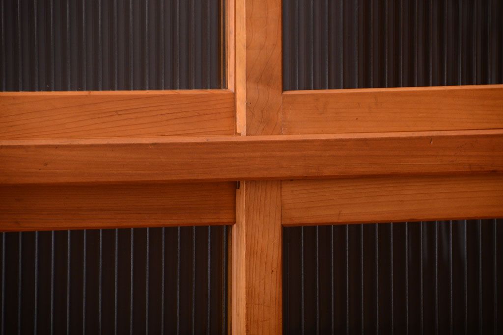 アンティーク家具　 和製アンティーク　モールガラス入り!鉄脚付き収納棚(2)