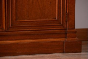 ドレクセルヘリテイジJAPAN　FRANCESCA(フランチェスカ)　カップボードキャビネット(定価約141万円)