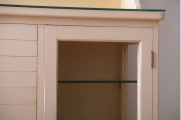 アンティーク家具　アンティーク　清潔感のあるデンタルキャビネット(ケビント)