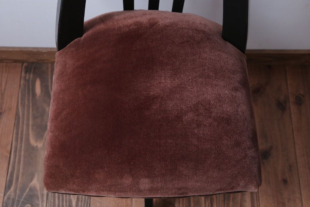 アンティーク家具　 アンティーク　シックでおしゃれな回転イス