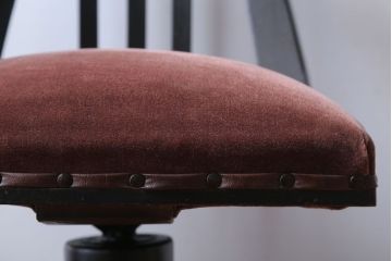 アンティーク家具　 アンティーク　シックでおしゃれな回転イス