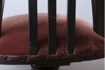 アンティーク家具　 アンティーク　シックでおしゃれな回転イス