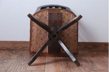 アンティーク家具　 アンティーク　シックでおしゃれな回転イス