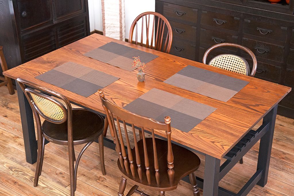 アンティーク家具　棚付き!ペイントアンティークダイニングテーブル