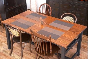 アンティーク家具　棚付き!ペイントアンティークダイニングテーブル