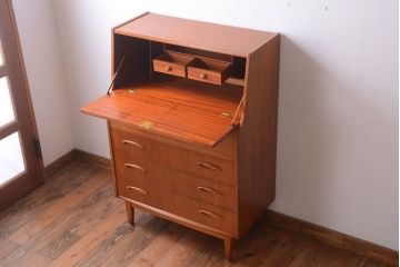 北欧家具 チーク材!北欧ライティングビューロー