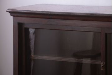 アンティーク家具　和製アンティーク　引き出し12杯付き!シックなガラス戸棚