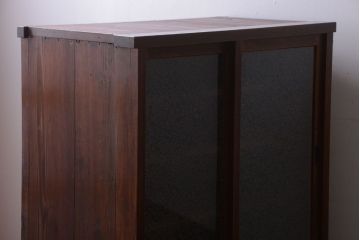アンティーク家具　和製アンティーク　結霜ガラス入り!古い木製のガラス戸棚