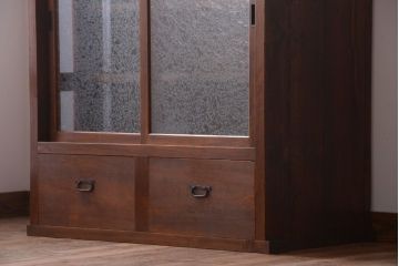 アンティーク家具　和製アンティーク　結霜ガラス入り!古い木製のガラス戸棚