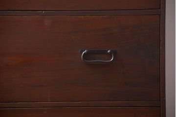 アンティーク家具　古民具・骨董　シンプルな古い衣装箪笥