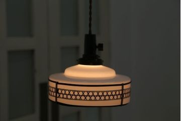 アンティーク　和風なデザインの電笠天井照明