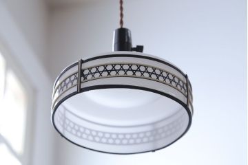 アンティーク　和風なデザインの電笠天井照明