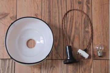 アンティーク　和風なデザインの電笠天井照明