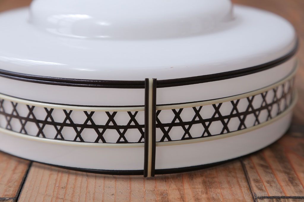 アンティーク　和風なデザインの電笠天井照明