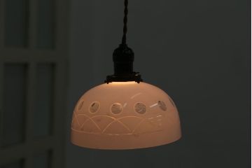 和製アンティーク　古い切子ガラスシェードの天井照明