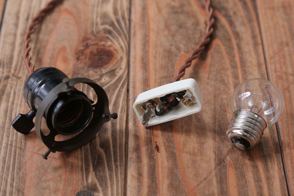 和製アンティーク　古い切子ガラスシェードの天井照明