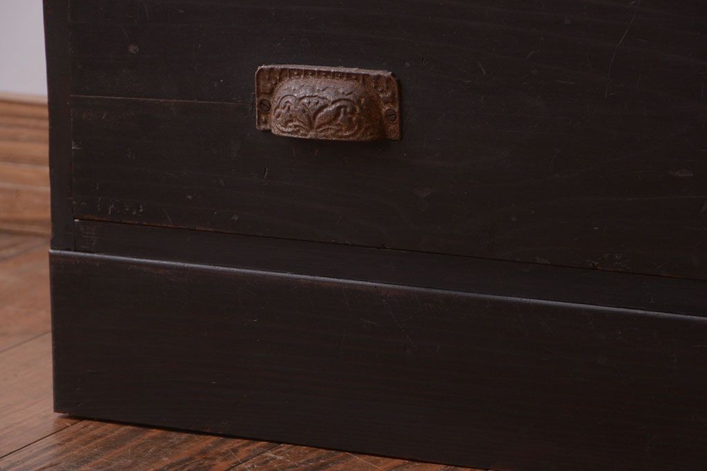 アンティーク家具　和製アンティーク　モールガラス入り!引き出し付きの珍しい収納棚