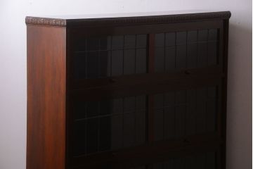 アンティーク家具　イギリスアンティーク　ウォールナット材の高級ブックケース(2)