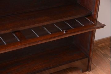 アンティーク家具　イギリスアンティーク　ウォールナット材の高級ブックケース(2)