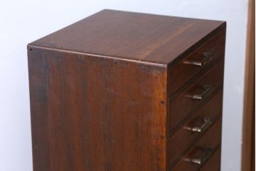 アンティーク家具　和製アンティーク　取っ手がおしゃれな7段の小引き出し