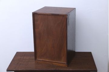 アンティーク家具　和製アンティーク　取っ手がおしゃれな7段の小引き出し