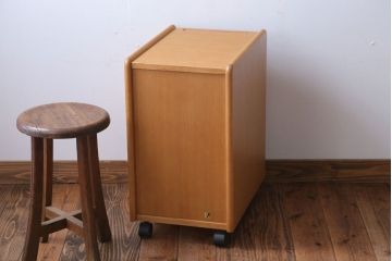 中古　キツツキマーク　飛騨産業　SG-606　デスクワゴン　C4色(定価約9万円)