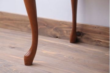 中古　イタリア製 おしゃれなデザインのサイドテーブル