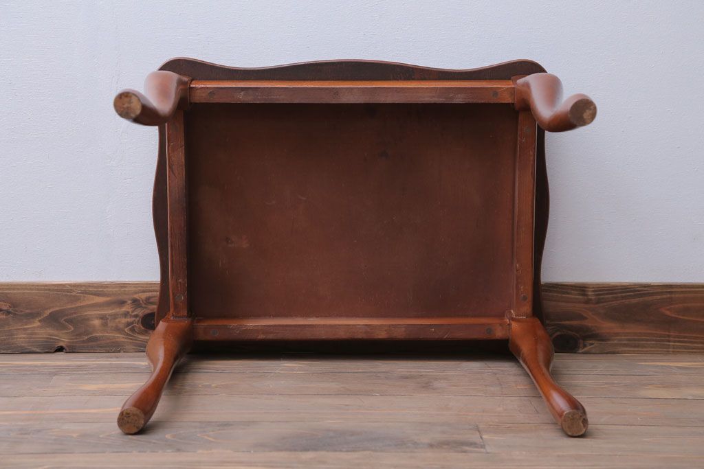 中古　イタリア製 おしゃれなデザインのサイドテーブル