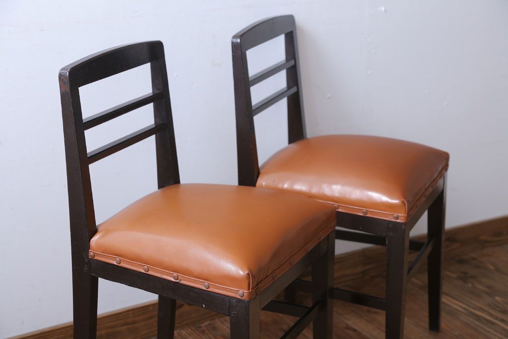 アンティーク家具　和製アンティーク　シックでおしゃれなチェア2脚セット