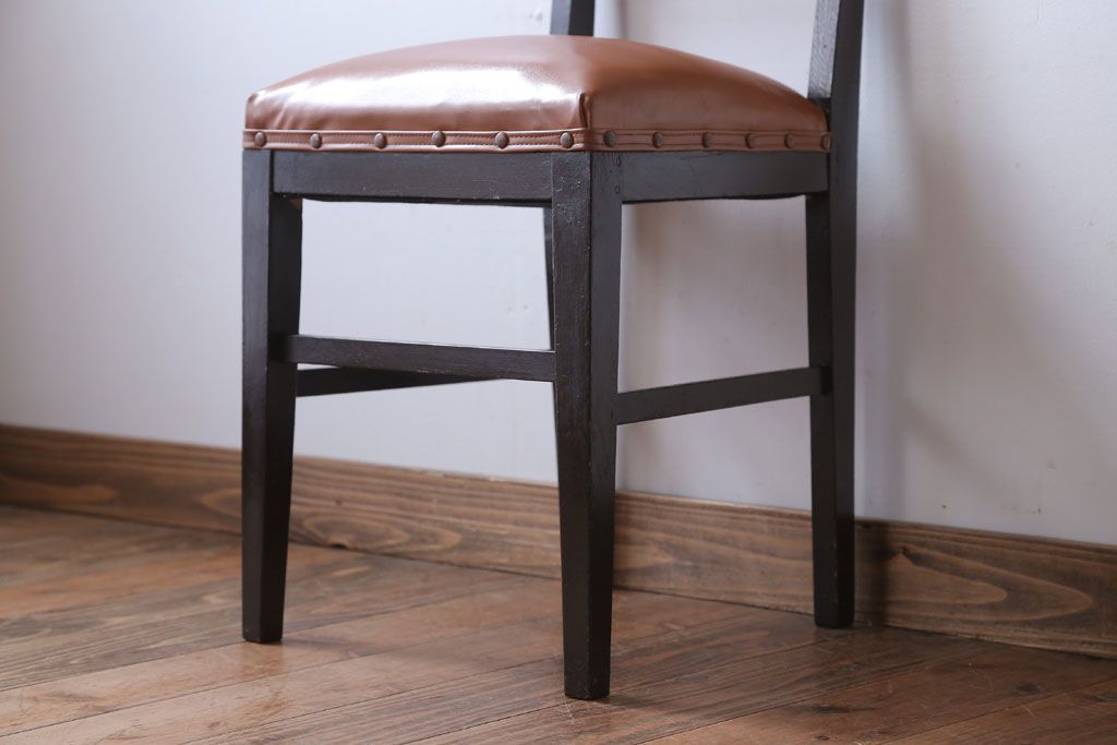 アンティーク家具　和製アンティーク　シックでおしゃれなチェア(1)